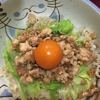 白菜と鶏そぼろの丼